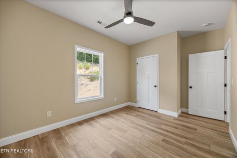 Tiny photo for 210 Daniel Morris Point, Clinton, TN 37716 (MLS # 1315761)