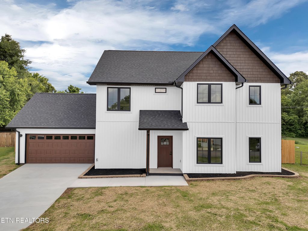 Photo of 7747 Drawbridge Court, Powell, TN 37849 (MLS # 1302588)