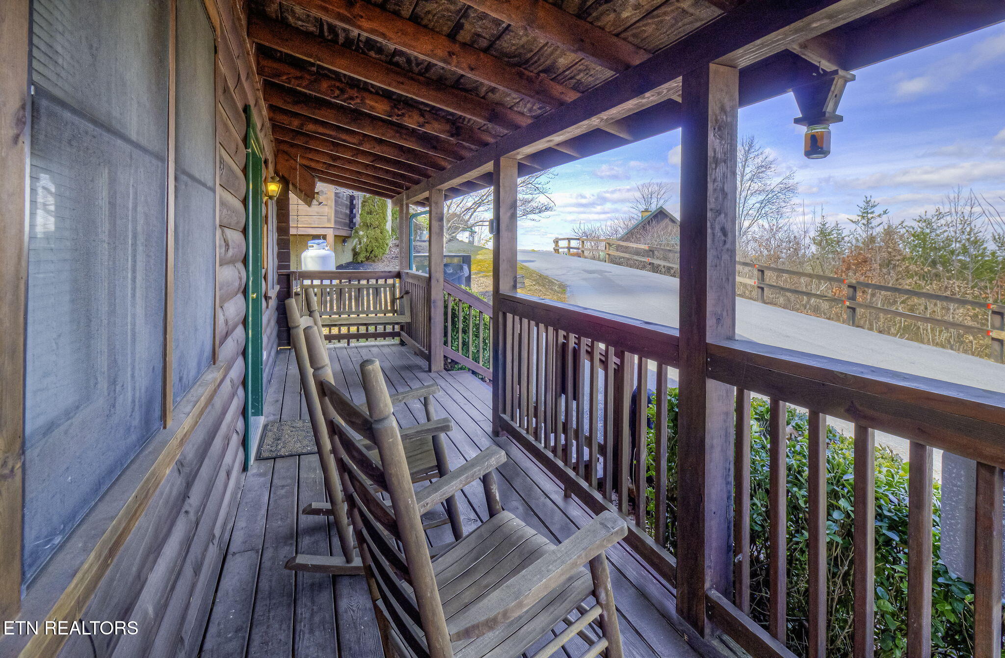 515 Chickasaw Gap Way