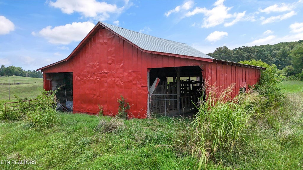 Photo of 2522 Grey Ridge Rd, Maryville, TN 37801 (MLS # 1348899)