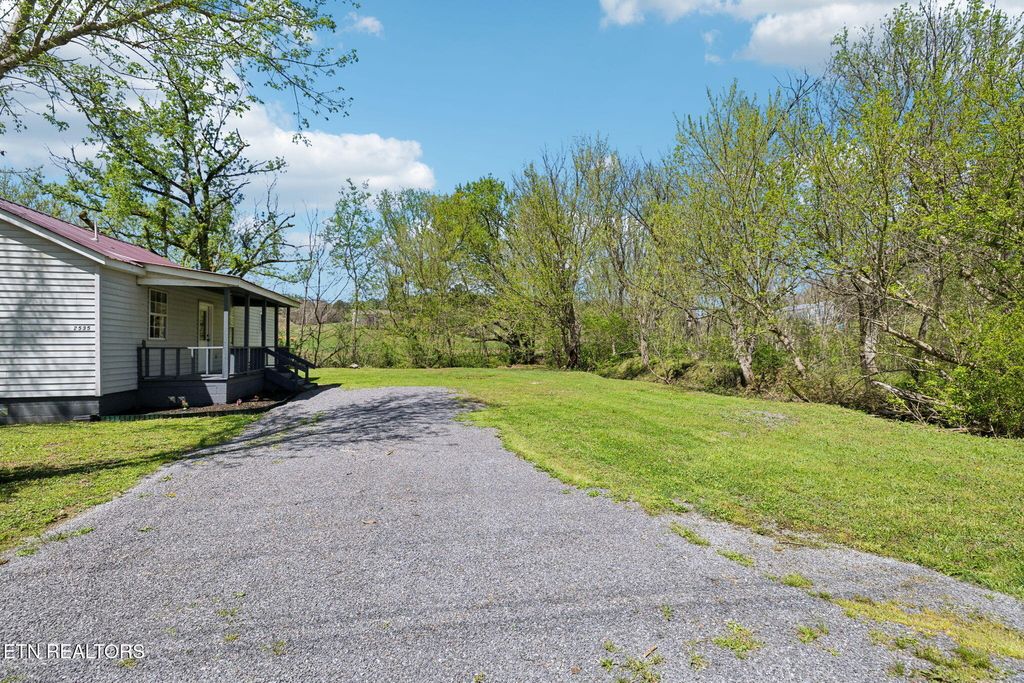 Photo of 2535 Chapman Hwy, Sevierville, TN 37876 (MLS # 1319280)
