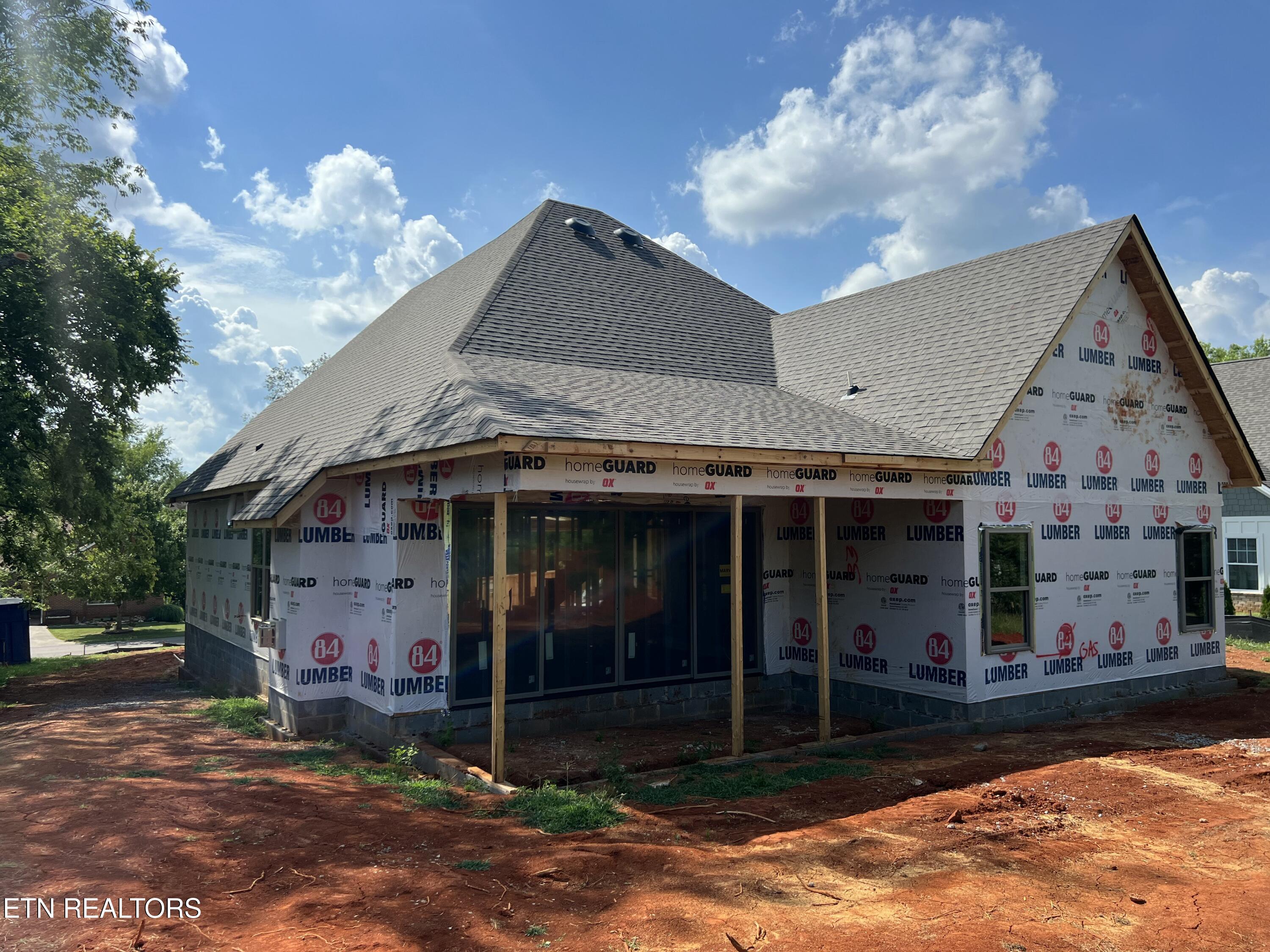 2030 Cherokee Drive