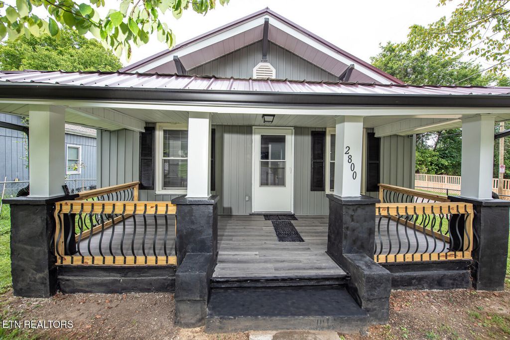 Photo of 2800 Nichols Ave, Knoxville, TN 37917 (MLS # 1332790)