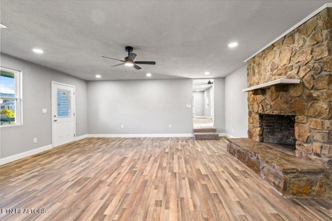 Tiny photo for 188 Old Middlesboro Highway 188 Hwy, LaFollette, TN 37766 (MLS # 1359545)