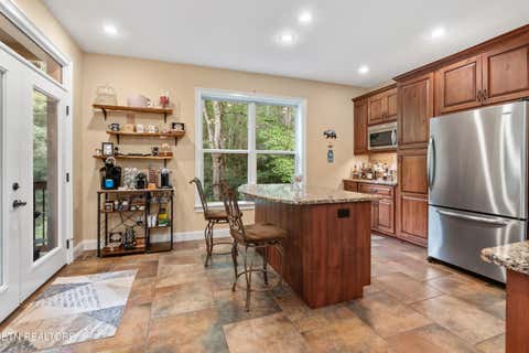 Tiny photo for 106 Sunshine Way, Townsend, TN 37882 (MLS # 1346218)