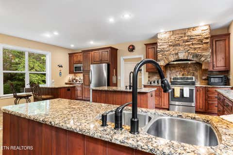 Tiny photo for 106 Sunshine Way, Townsend, TN 37882 (MLS # 1346218)