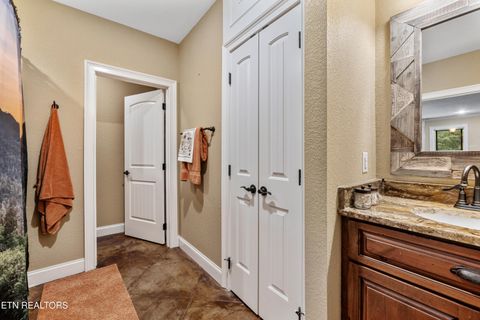 Tiny photo for 106 Sunshine Way, Townsend, TN 37882 (MLS # 1346218)