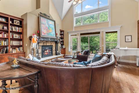 Tiny photo for 106 Sunshine Way, Townsend, TN 37882 (MLS # 1346218)