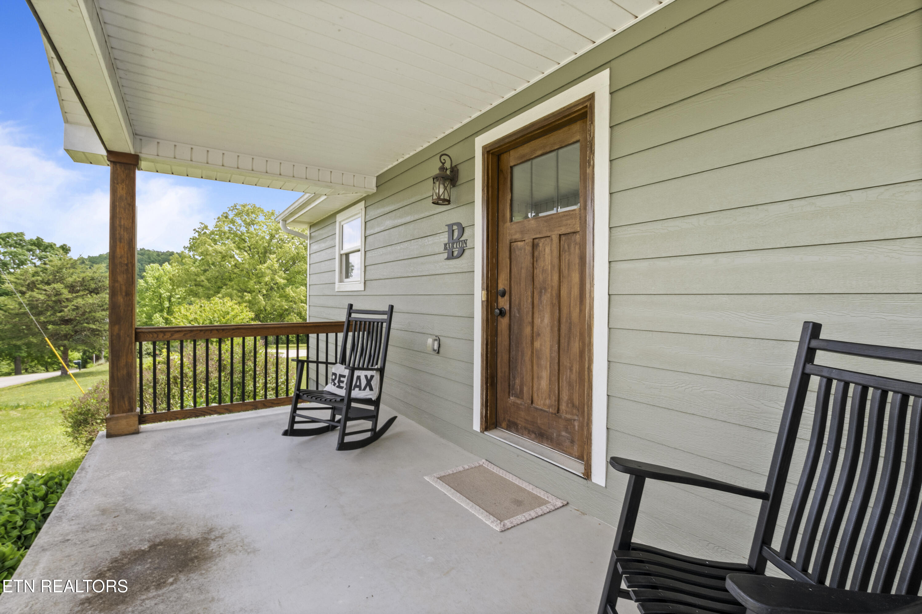 345 Mariner Point Rd