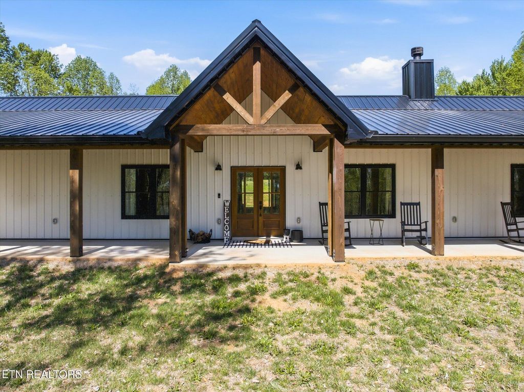 Photo of 8212 Barker Rd, Corryton, TN 37721 (MLS # 1337313)