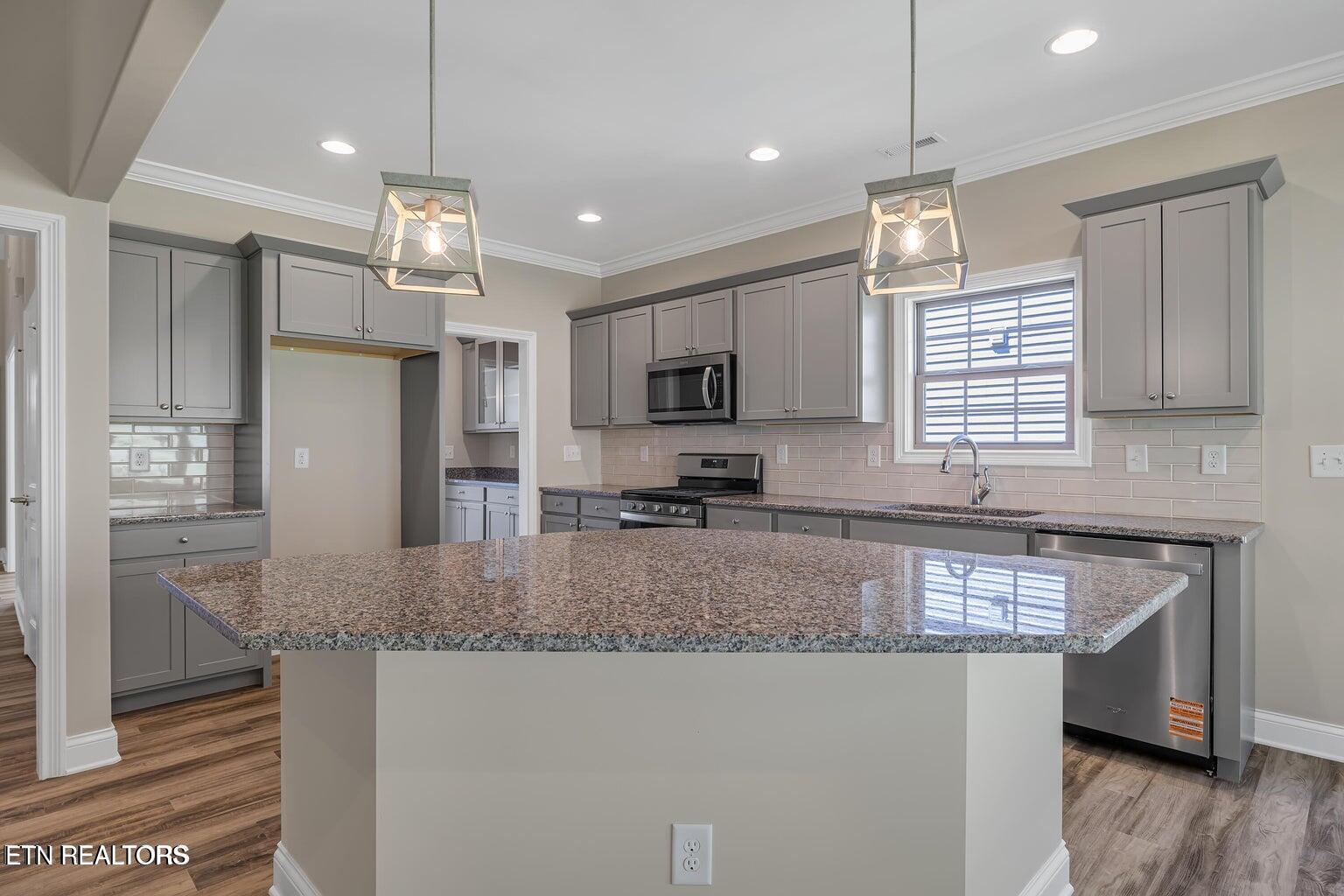3016 Sycamore Creek Lane