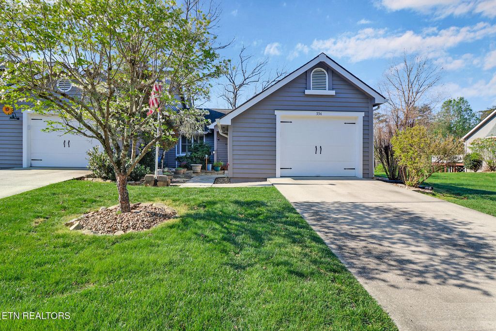 Photo of 554 Riverbend Drive, Crossville, TN 38555 (MLS # 1336210)