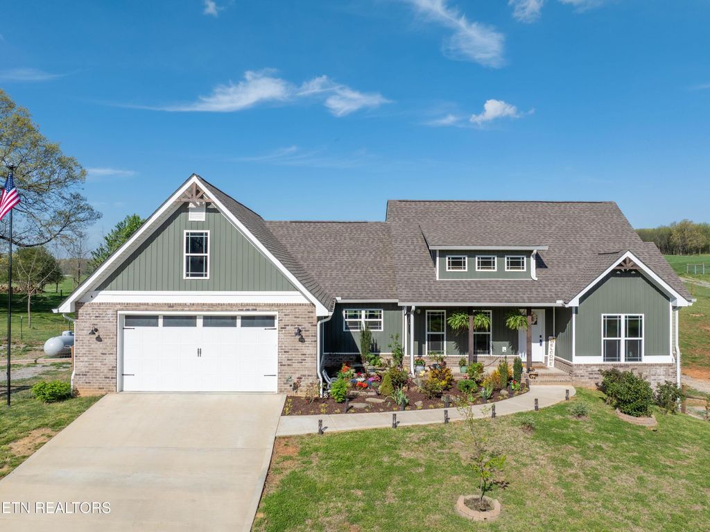 Photo of 279 Lakeside Meadows Circle, Madisonville, TN 37354 (MLS # 1331571)