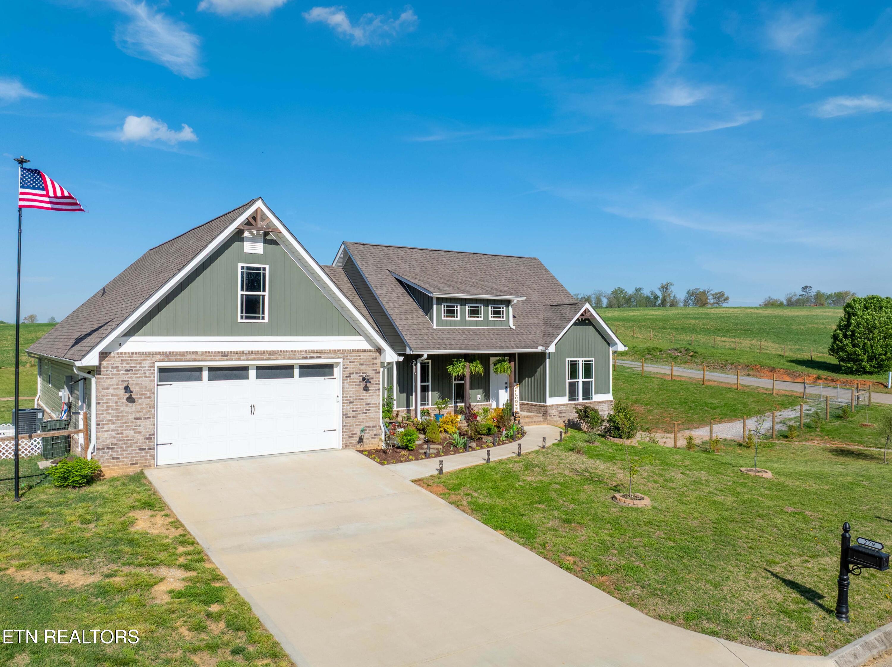 279 Lakeside Meadows Circle