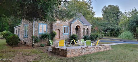 Tiny photo for 318 E Meeting St, Dandridge, TN 37725 (MLS # 1326908)