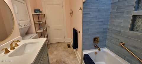 Tiny photo for 318 E Meeting St, Dandridge, TN 37725 (MLS # 1326908)