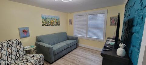 Tiny photo for 318 E Meeting St, Dandridge, TN 37725 (MLS # 1326908)