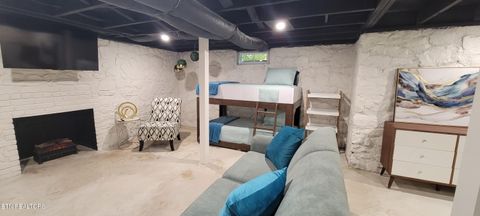 Tiny photo for 318 E Meeting St, Dandridge, TN 37725 (MLS # 1326908)