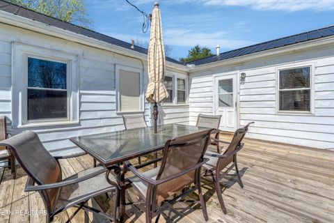 Tiny photo for 128 Wooddale St, Maryville, TN 37801 (MLS # 1332701)