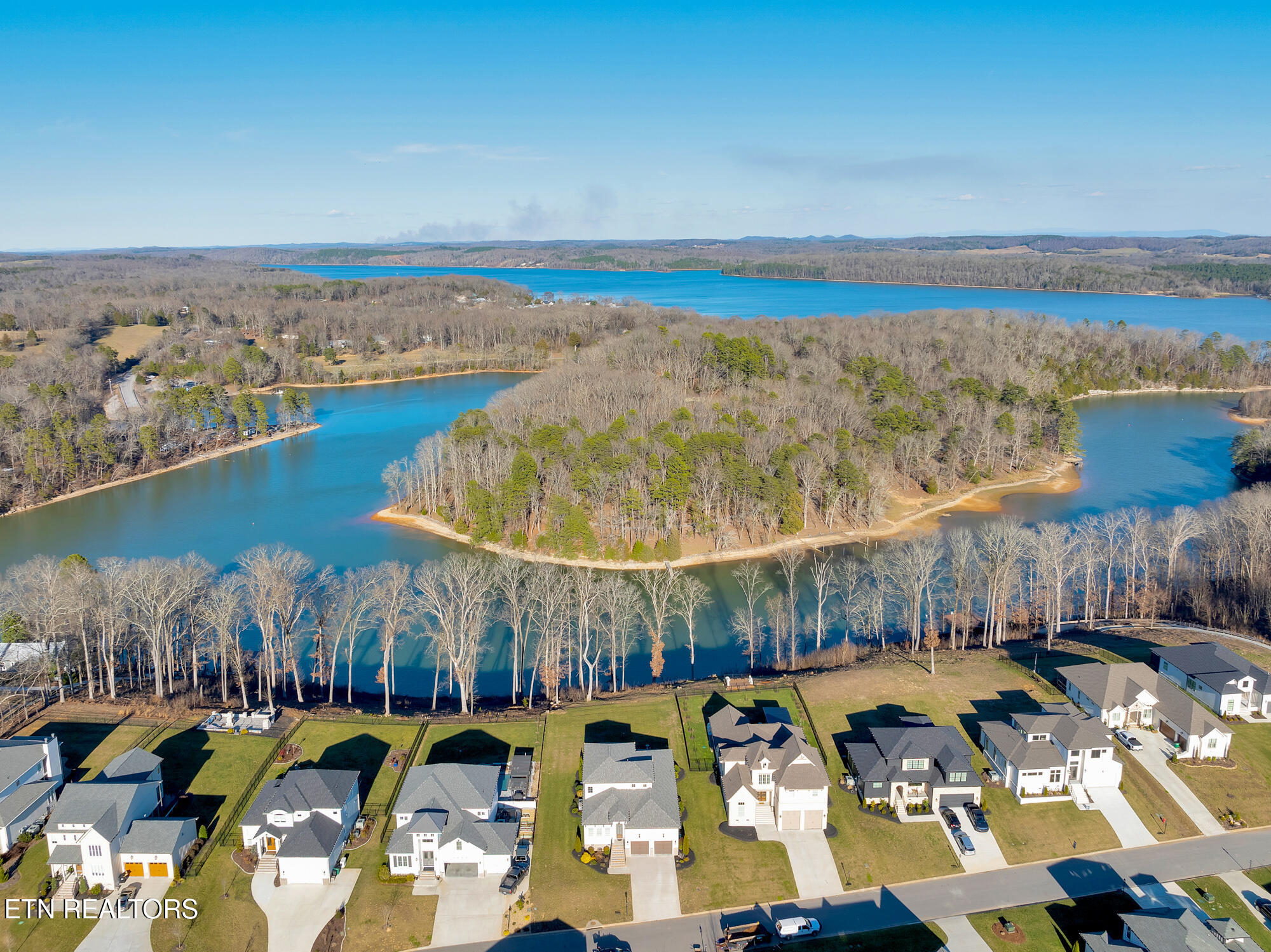 1801 River Breeze Drive