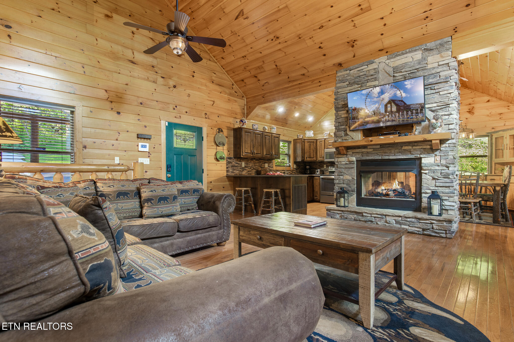 2471 Cove Mountain Lane