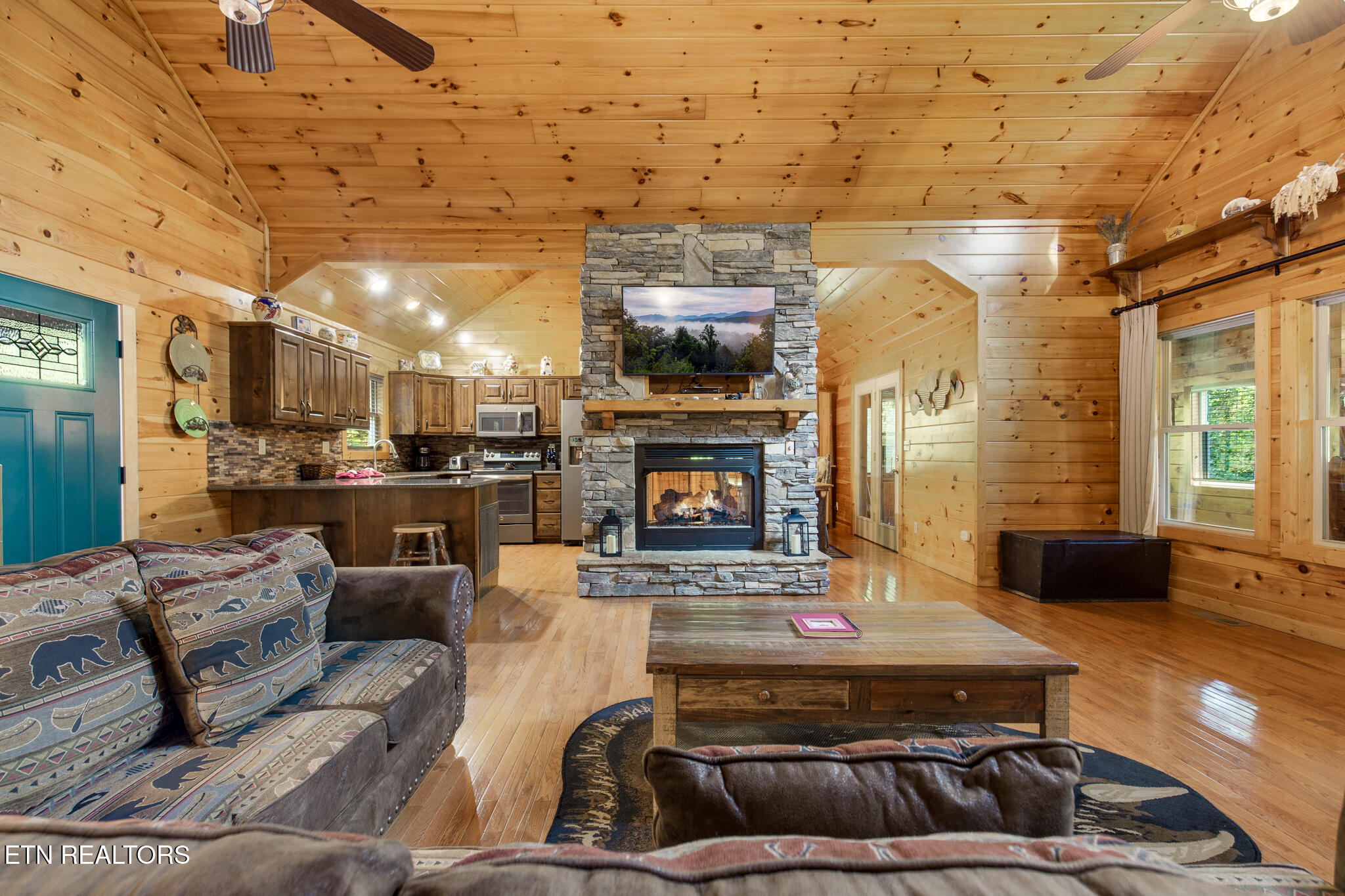 2471 Cove Mountain Lane