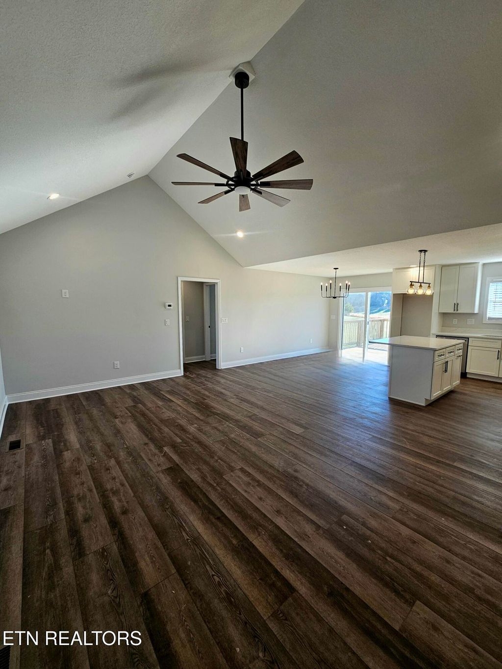 Photo of 260 Thompson Rd, Madisonville, TN 37354 (MLS # 1327224)