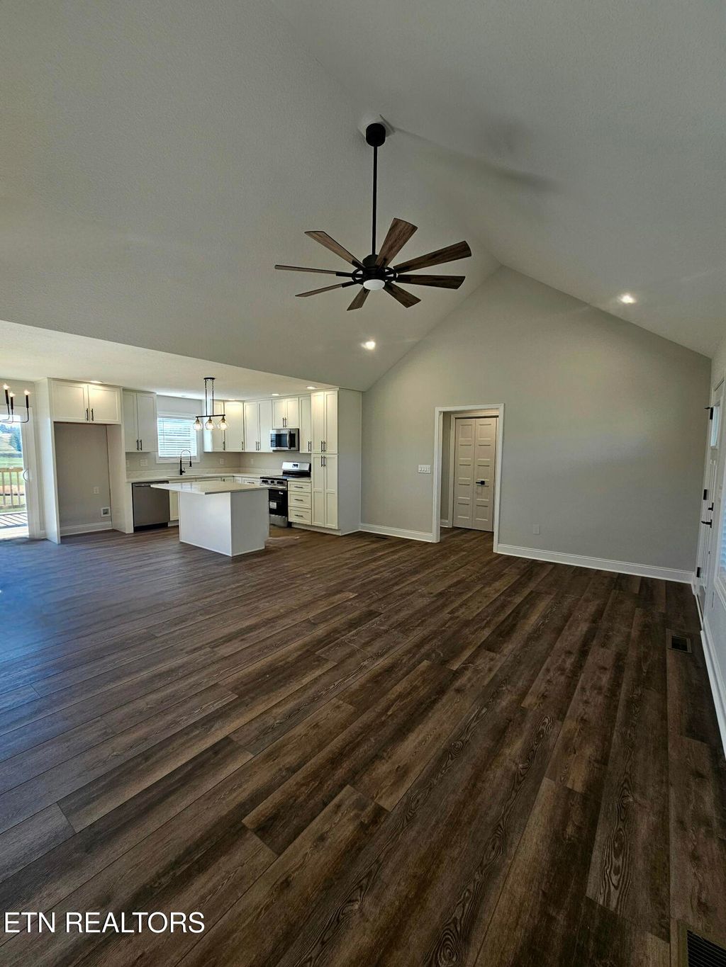 Photo of 260 Thompson Rd, Madisonville, TN 37354 (MLS # 1327224)