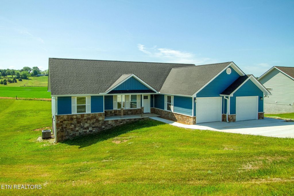 Photo of 260 Thompson Rd, Madisonville, TN 37354 (MLS # 1327224)