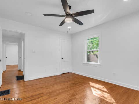 Tiny photo for 5705 Chapman Hwy, Knoxville, TN 37920 (MLS # 1349650)