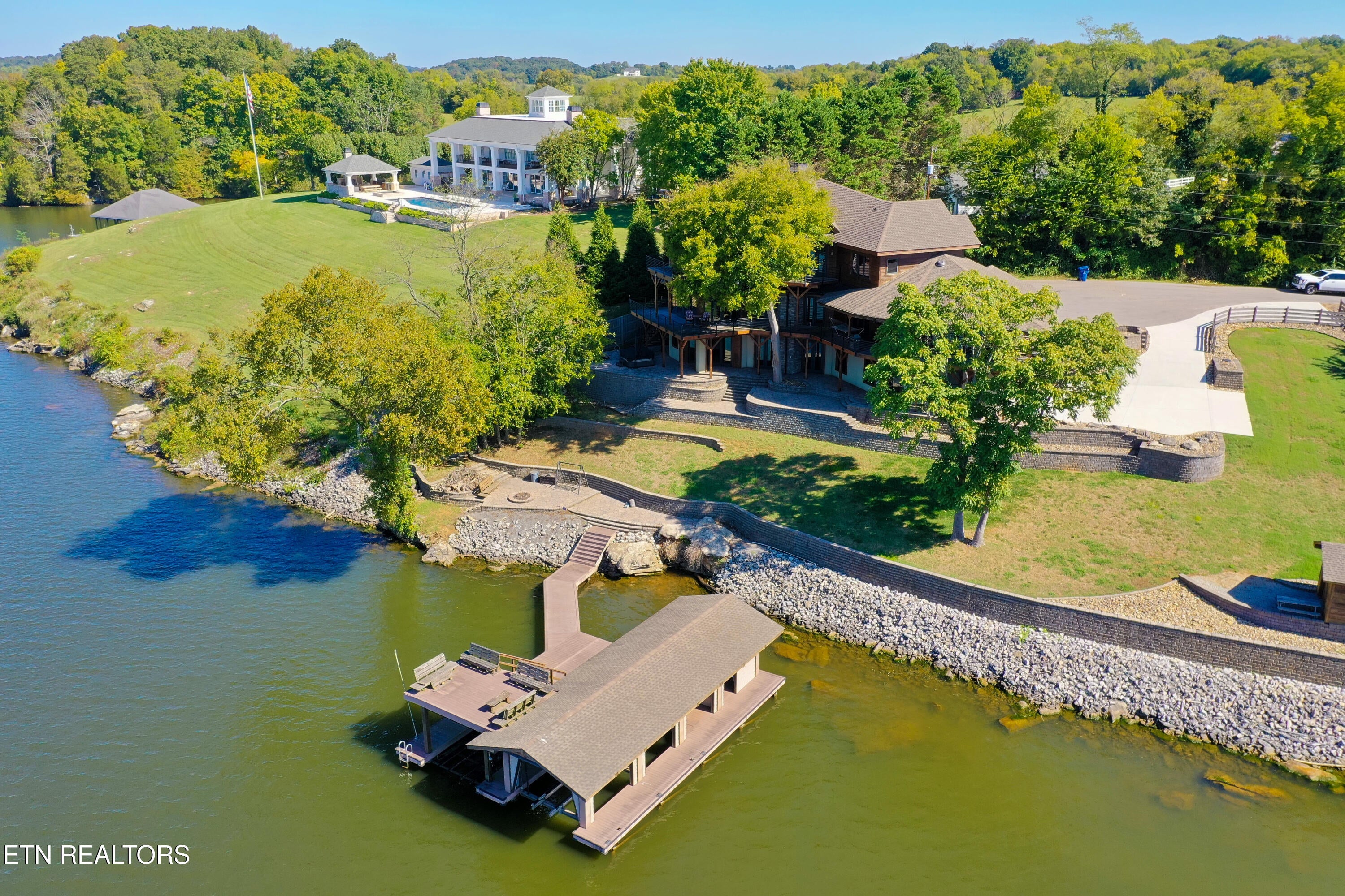 4967 Scenic Point Channel