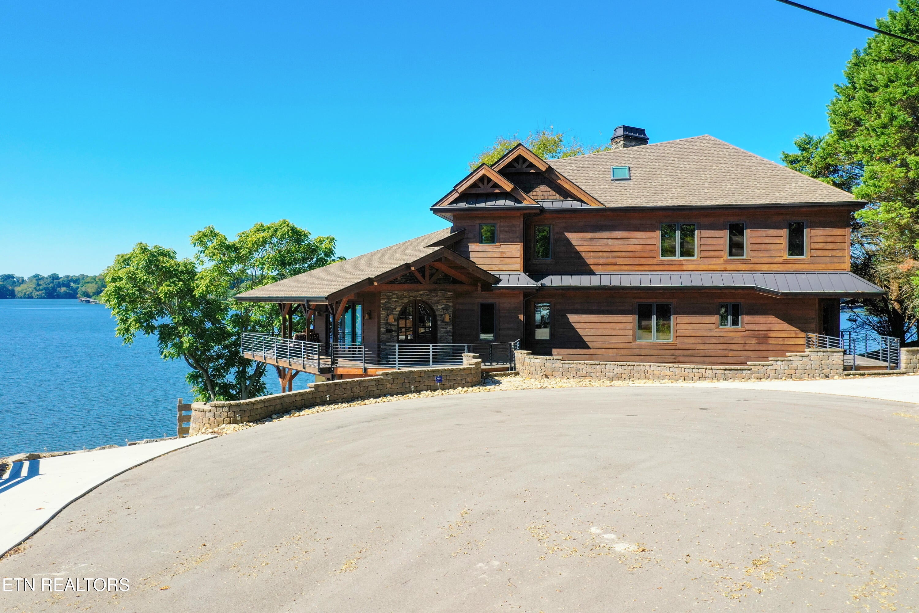 4967 Scenic Point Channel