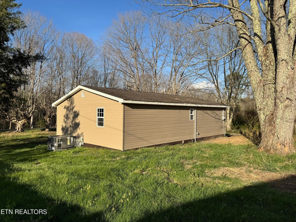 Photo of 2506 Rugby Pike, Jamestown, TN 38556 (MLS # 1334947)