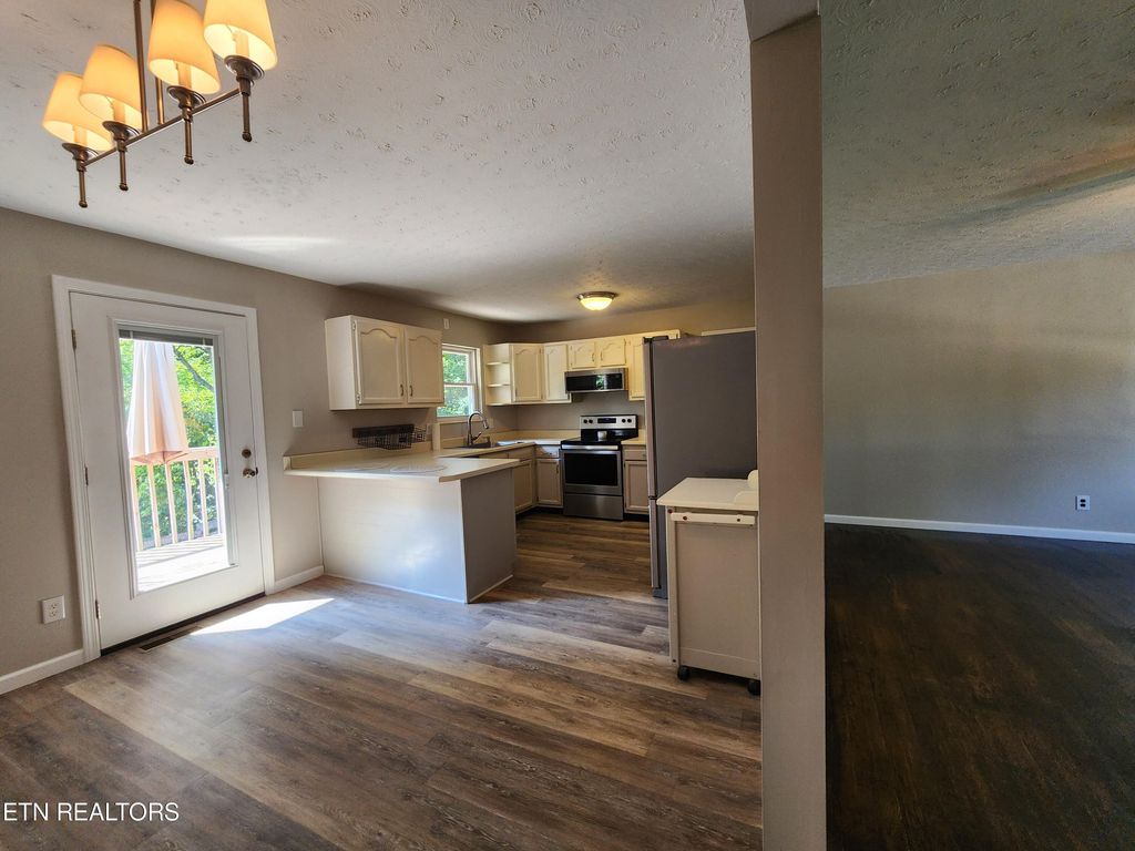 Photo of 133 Pine Ridge Rd, Heiskell, TN 37754 (MLS # 1274722)