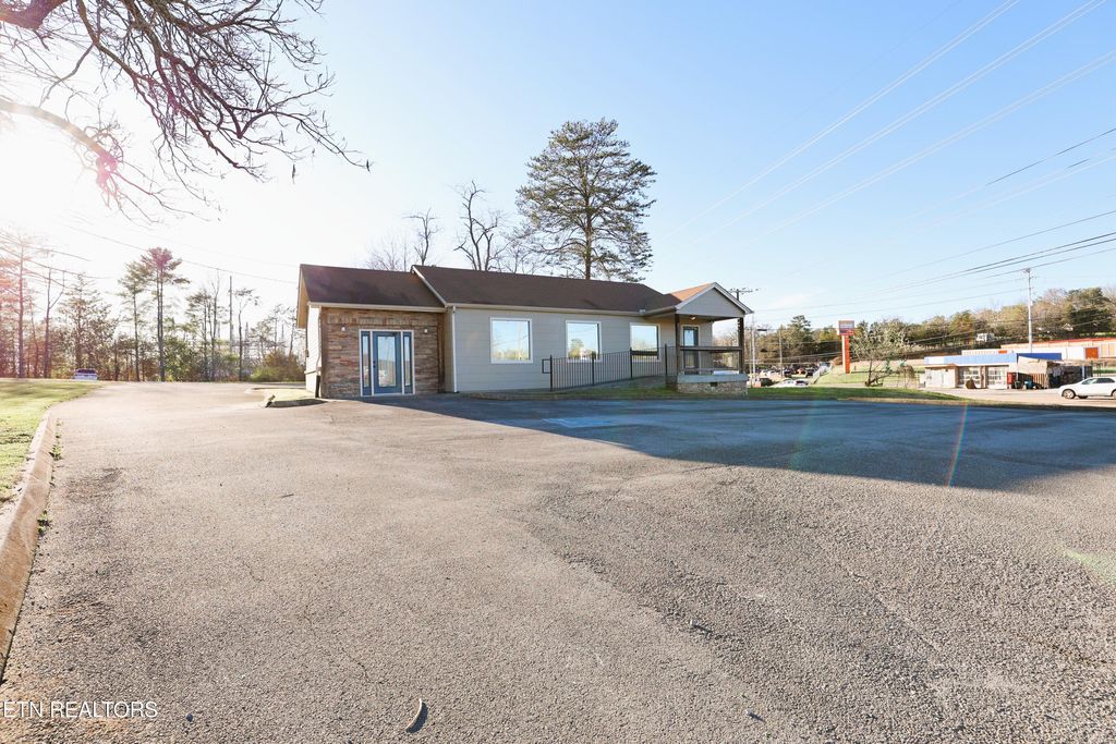 Photo of 8301 Lobelia Lane, Knoxville, TN 37920 (MLS # 1332528)