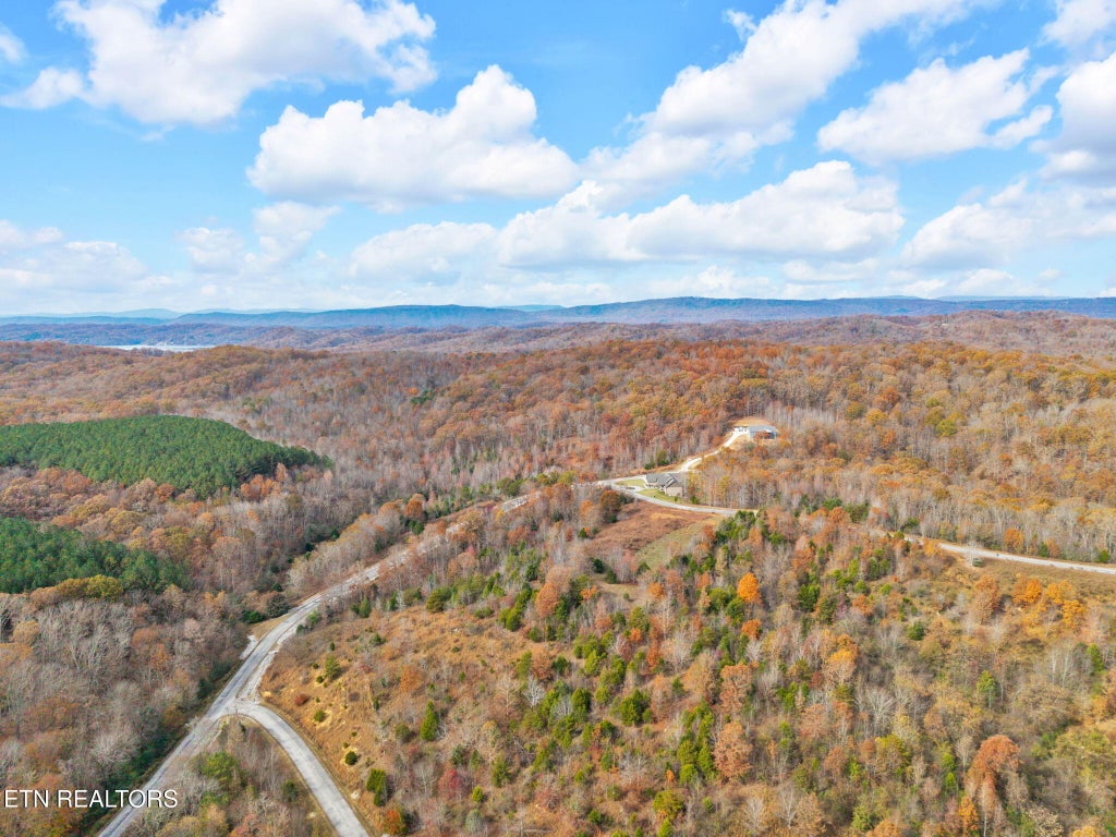 Photo of Emerald Pointe Circle, Rockwood, TN 37854 (MLS # 1351976)