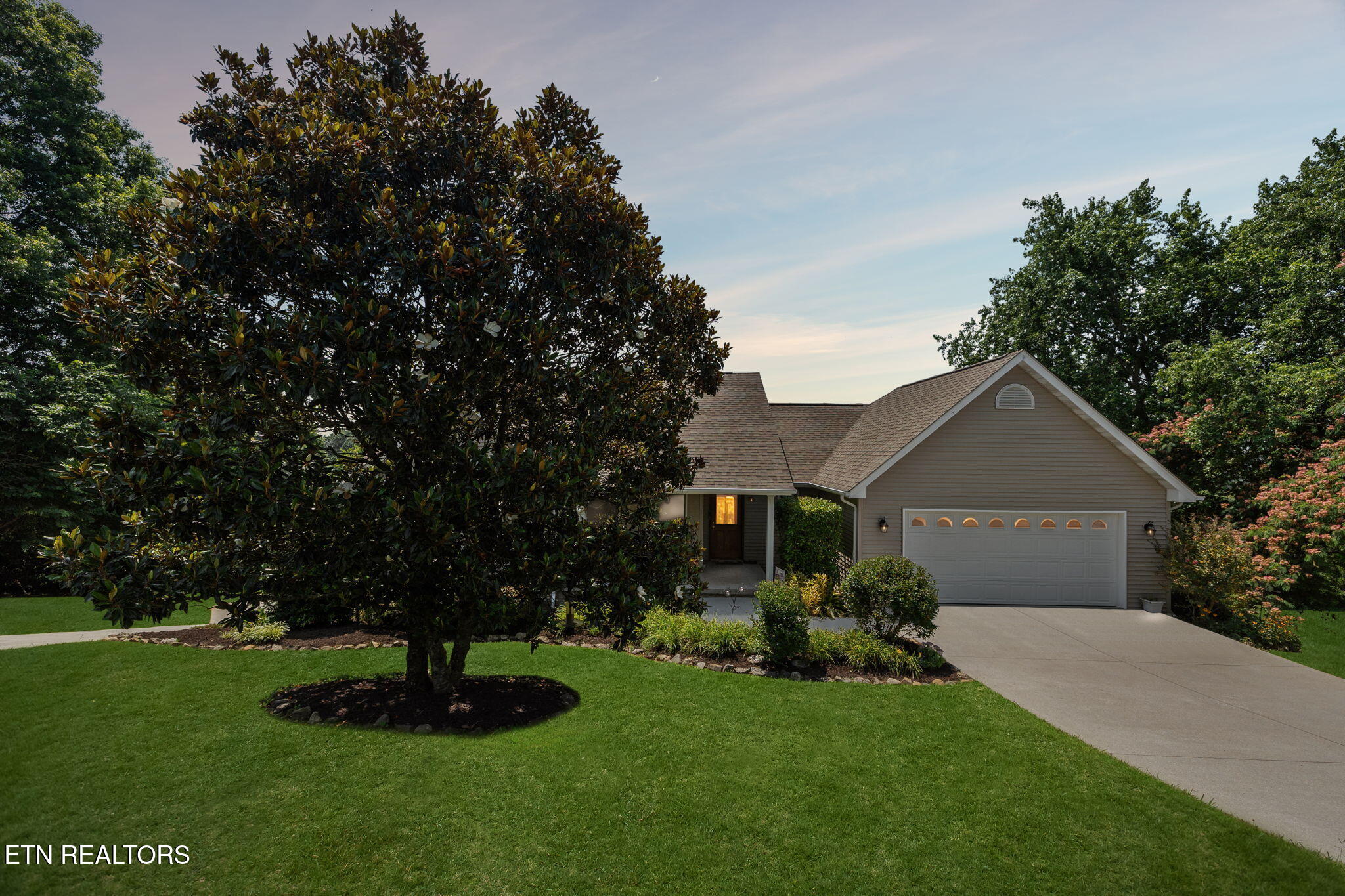 3930 Settlers Tr