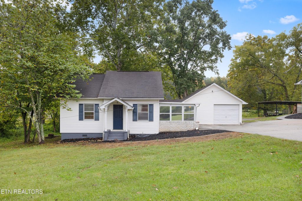 Photo of 2514 W Beaver Creek Drive, Powell, TN 37849 (MLS # 1316547)