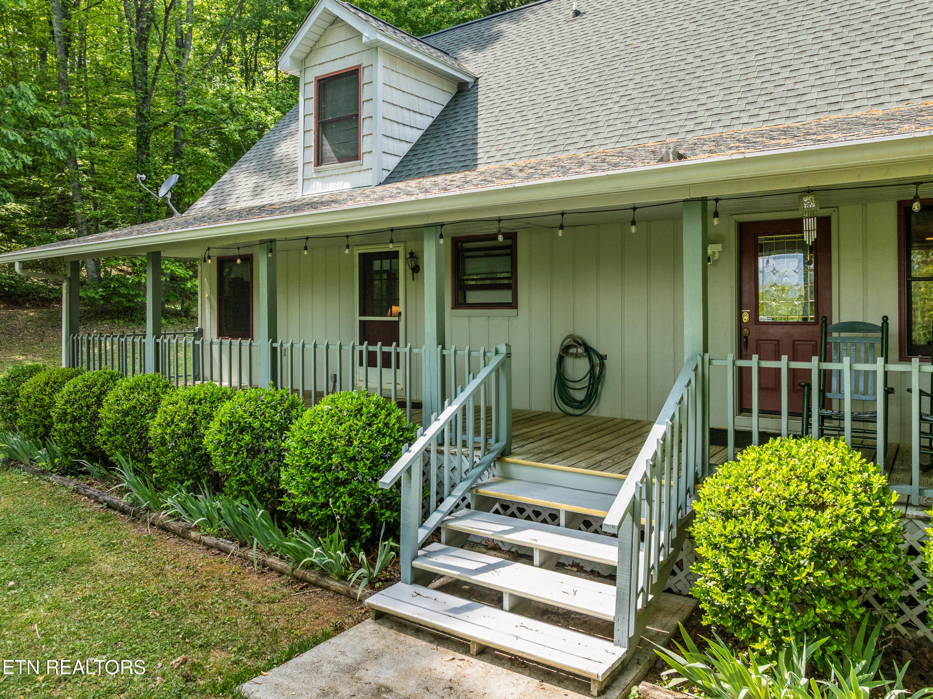 1043 Reagan Springs Rd
