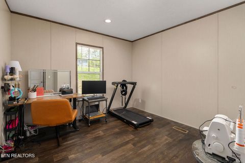 Tiny photo for 413 Whitaker St, Tazewell, TN 37879 (MLS # 1340560)