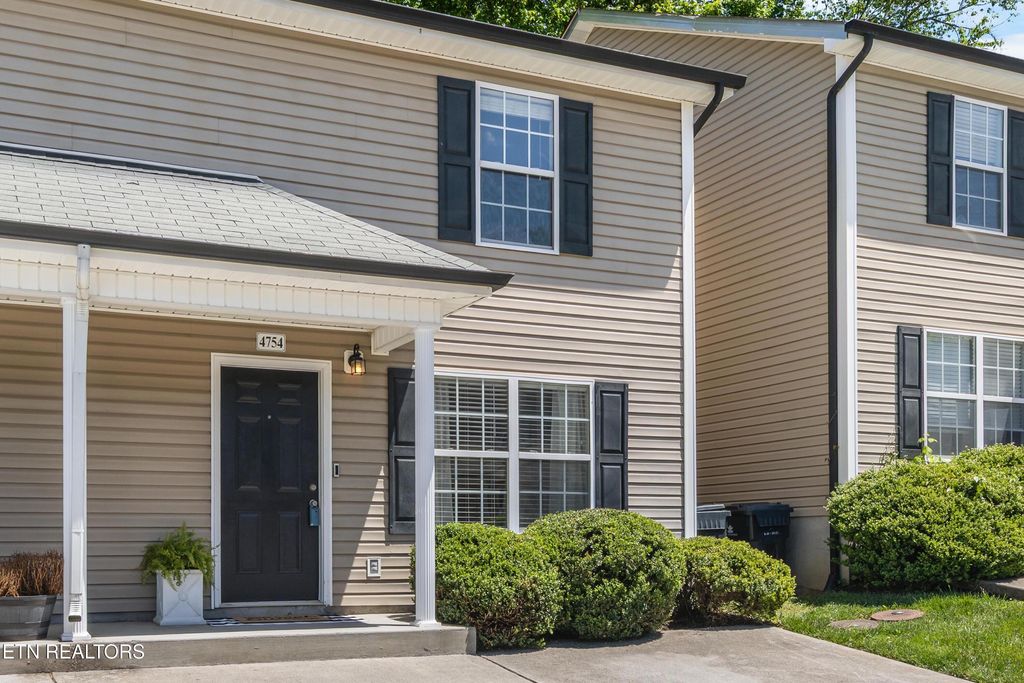 Photo of 4754 Forest Landing Way, Knoxville, TN 37918 (MLS # 1339207)
