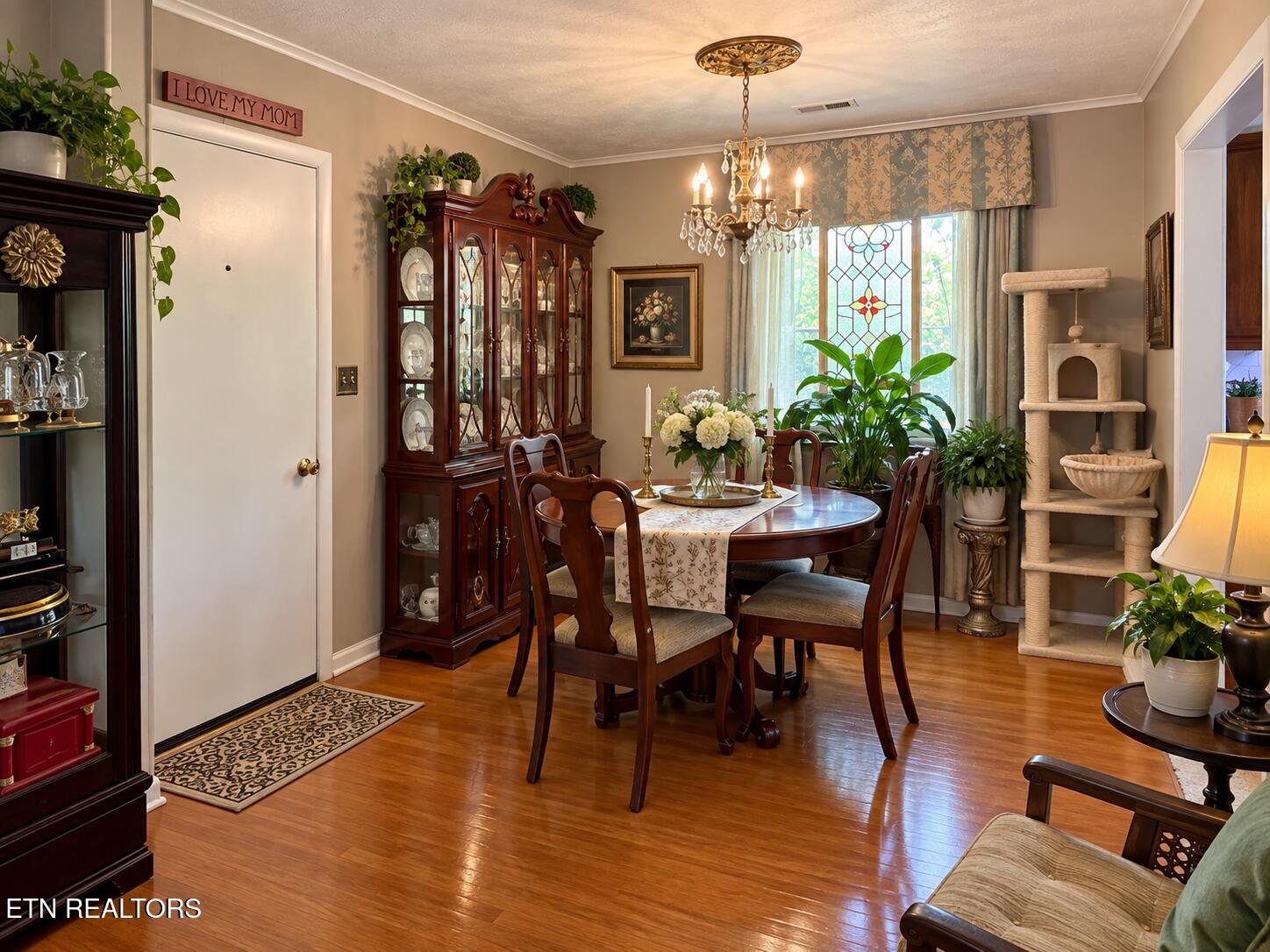 145 Scott Rd