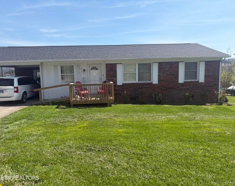 Photo of 311 Whitaker St, Tazewell, TN 37879 (MLS # 1334203)