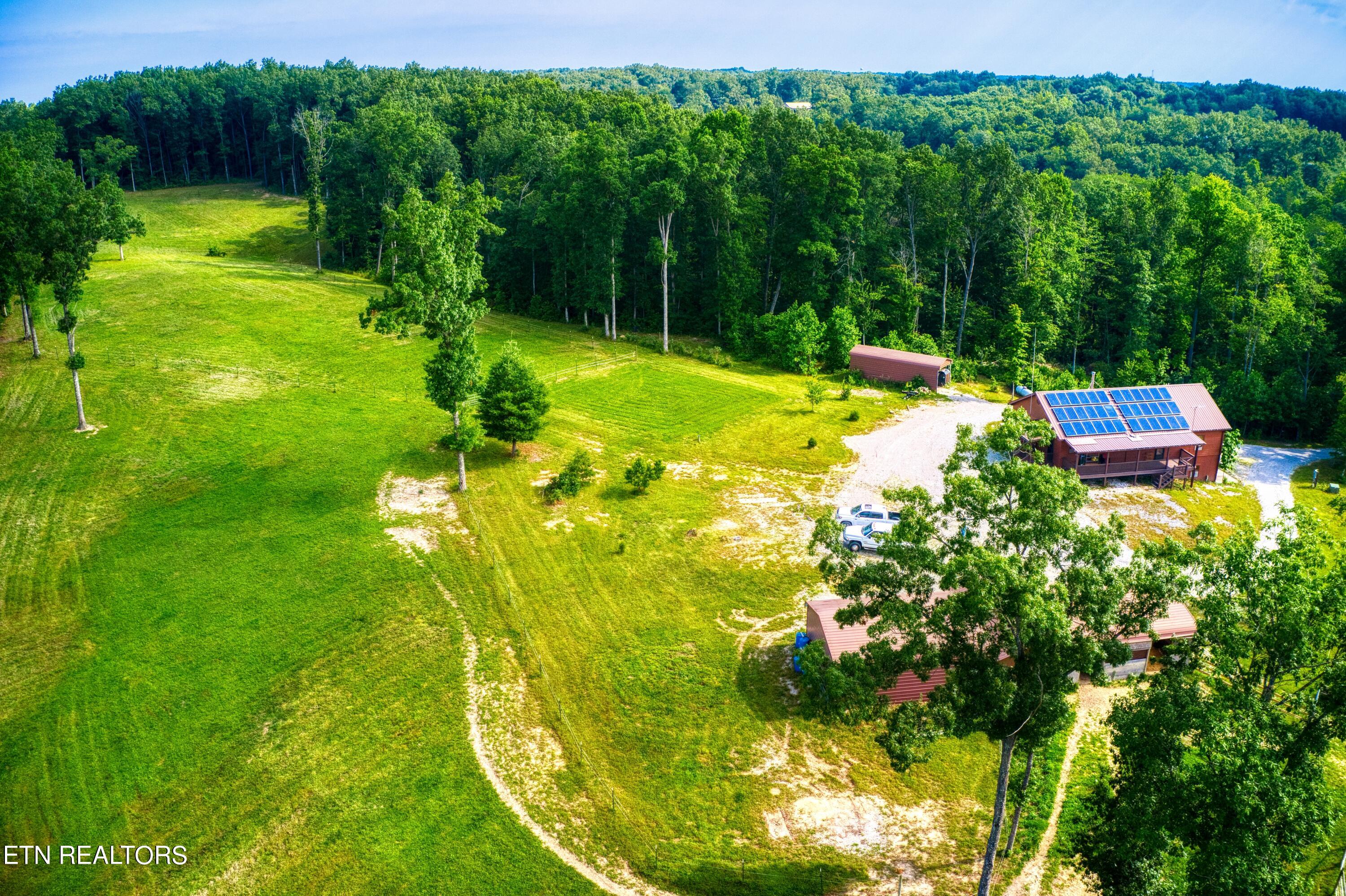 1240 Louvaine Rd