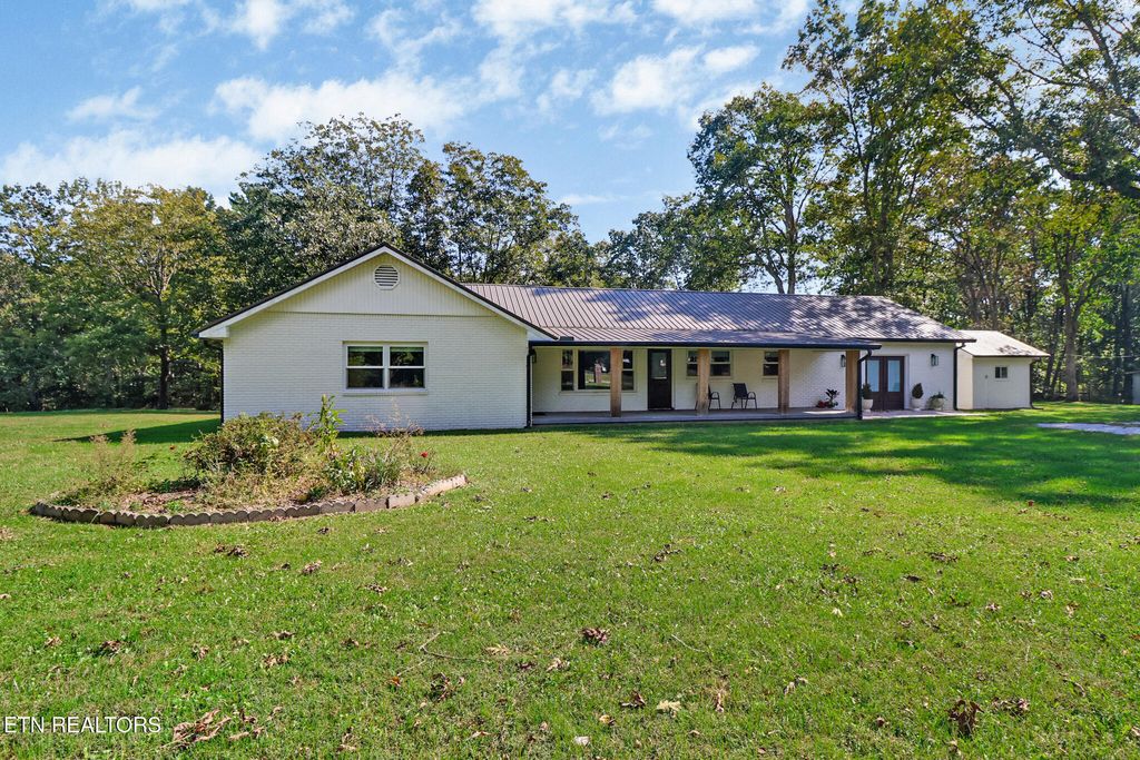Photo of 461 John Myers Rd, Crossville, TN 38572 (MLS # 1313396)