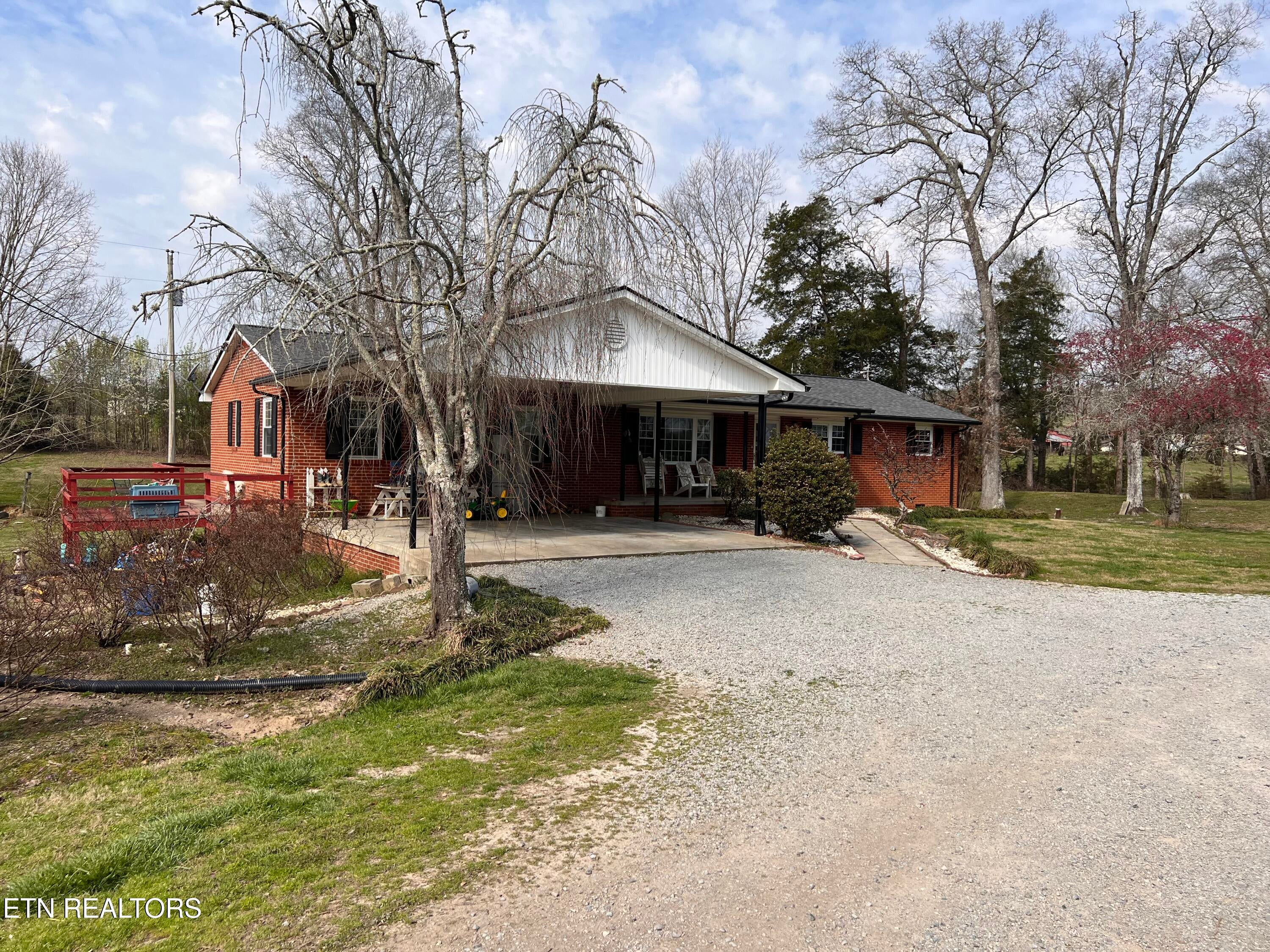 110 Hughes Lane