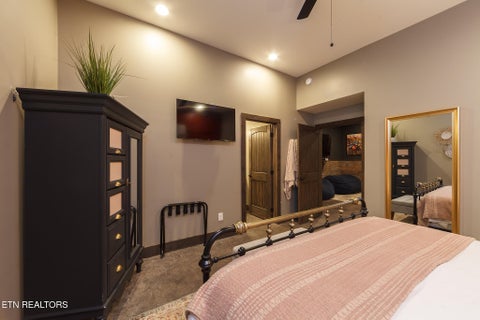 Tiny photo for 3379 Robeson Rd, Sevierville, TN 37862 (MLS # 1355054)