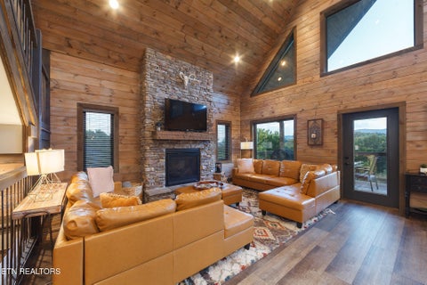 Tiny photo for 3379 Robeson Rd, Sevierville, TN 37862 (MLS # 1355054)