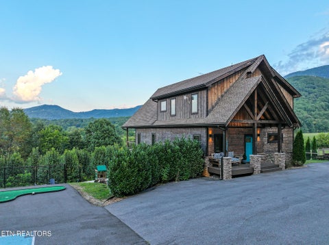 Photo of 3379 Robeson Rd, Sevierville, TN 37862 (MLS # 1355054)