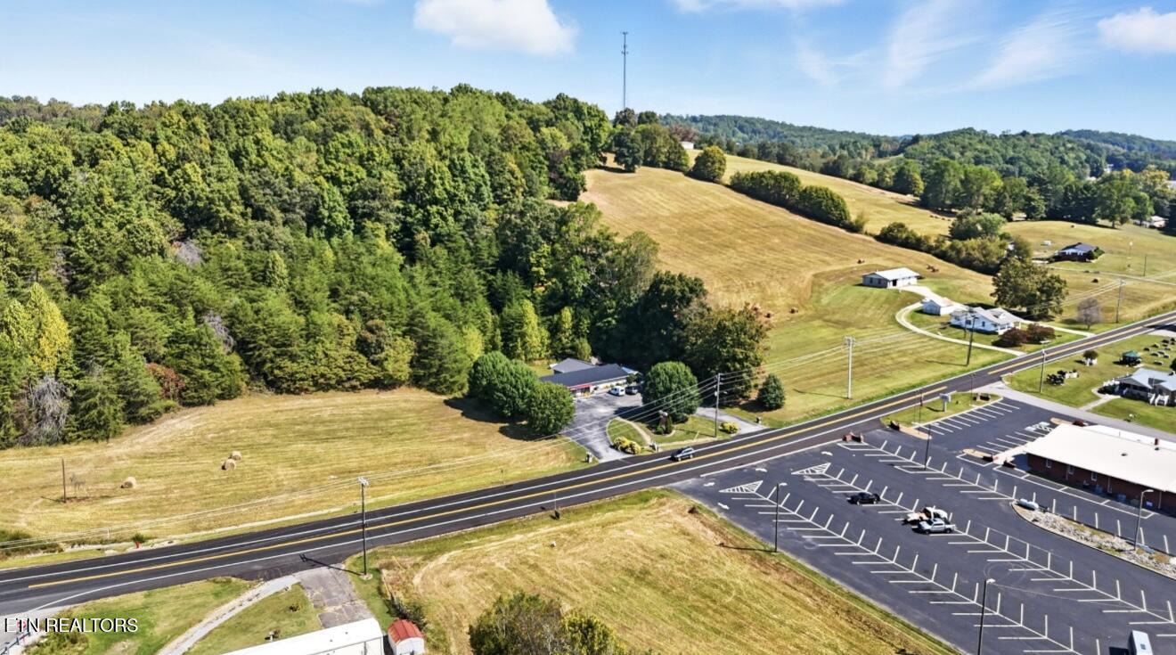 215 HWY 61 E